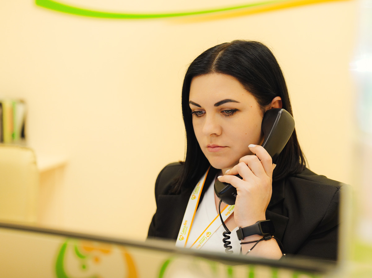 Запис на видалення сірчаної пробки в СантаЛен Буча, Ірпінь, Київ ЖК Варшавський